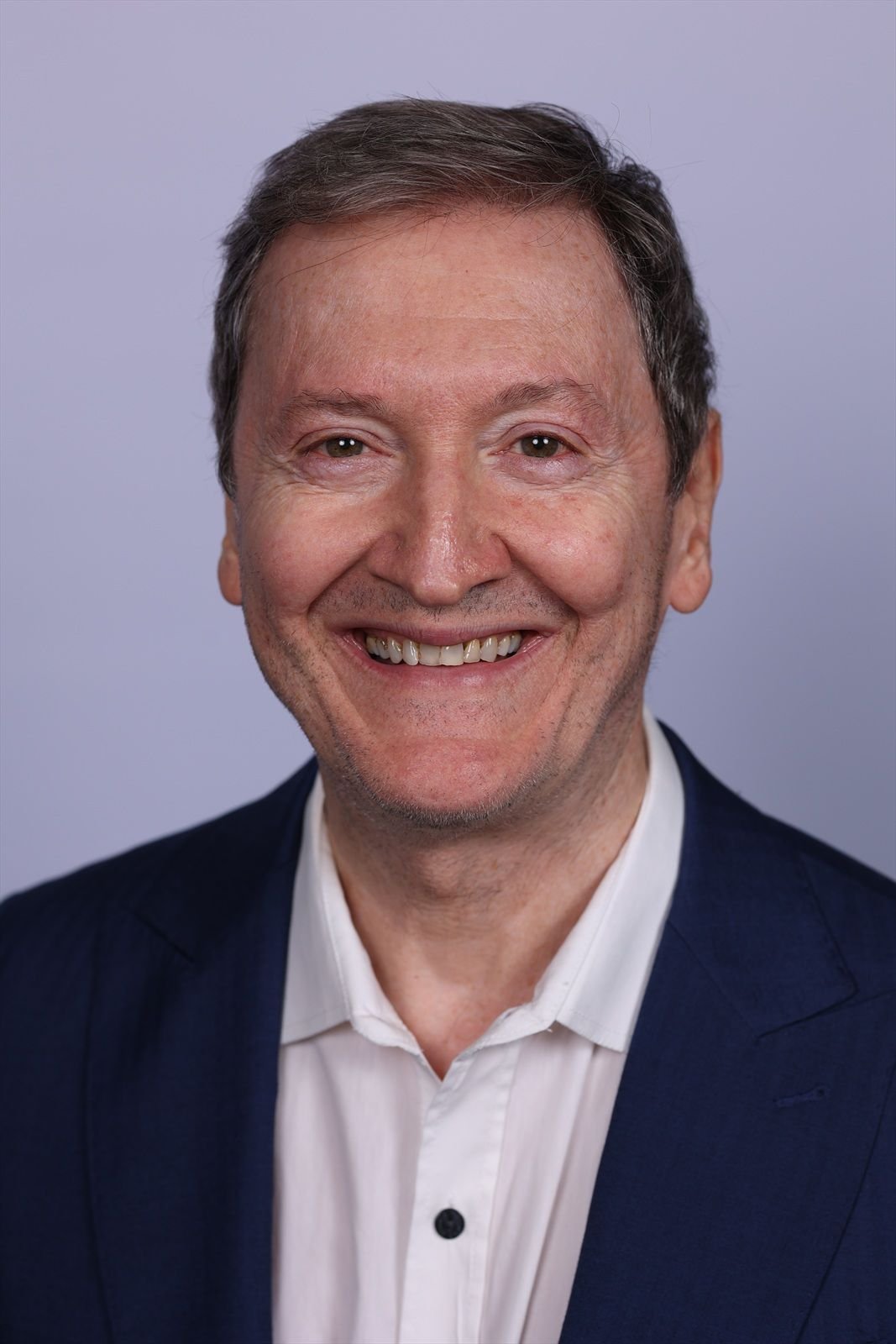 Dr Jorge Germano Oftalmologista Bauru